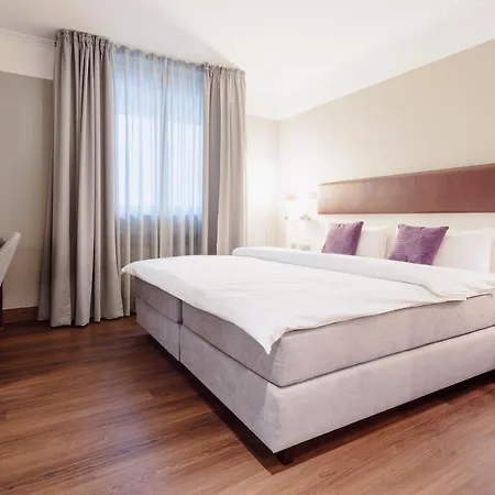 Kaiserhof Ξενοδοχείο 4*