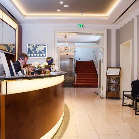 カイザーホフ 4*