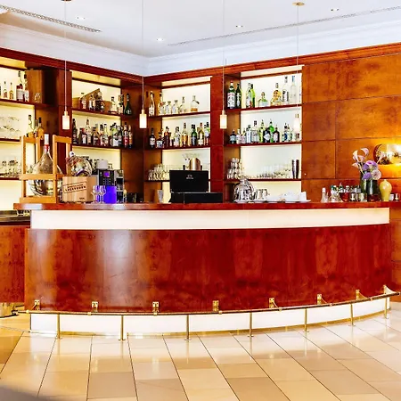 Kaiserhof Szálloda 4*