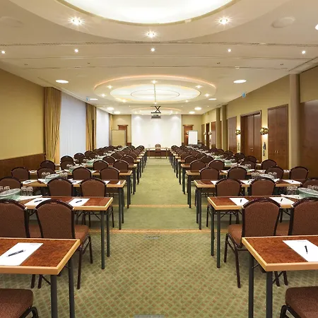 Kaiserhof فندق 4*