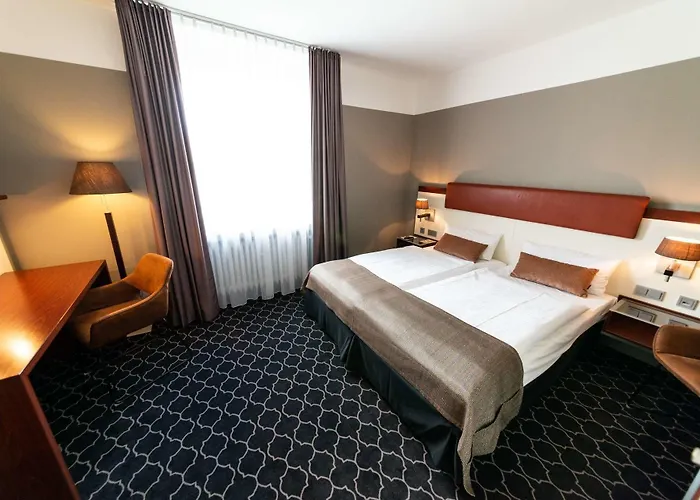 فندق Kaiserhof 4*