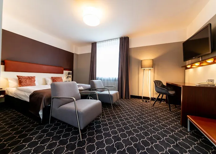Kaiserhof Otel 4*