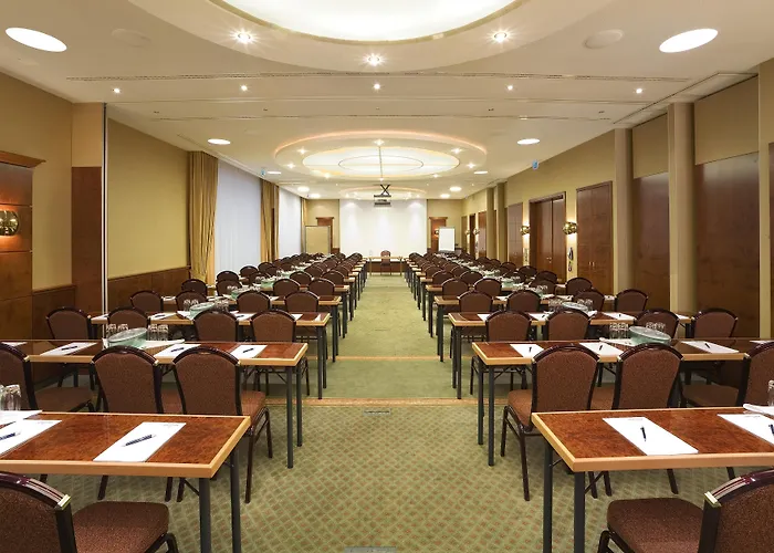 Kaiserhof فندق 4*